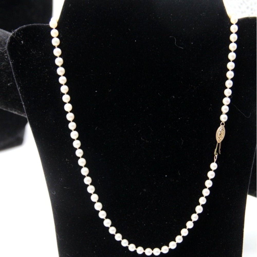 Freshwater Pearl Necklace 14k Yellow Gold Clasp 18 Inch Knotted Strand 4mm - Picture 4 of 7